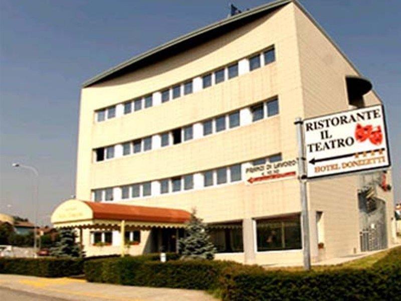 Hotel Donizetti Лаллио Экстерьер фото